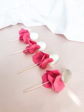 Load image into Gallery viewer, Willow Collective - Flora Dangles