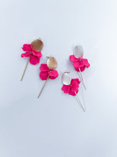 Load image into Gallery viewer, Willow Collective - Petite Petals
